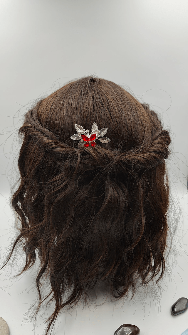 Petit peigne à cheveux élégant, bijoux papillon argenté et feuilles scintillantes