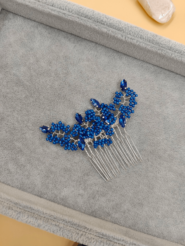 Peigne chignon argenté avec perles et strass fait main