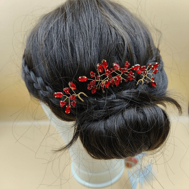  Parure cheveux dorée avec peigne et épingles assortis - Strass rose, bleu, vert, rouge ou noir