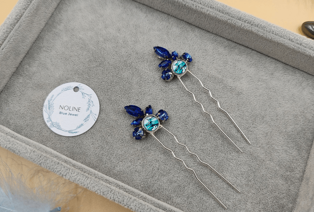 Épingles à cheveux rose ou bleu, Lot de Deux épingles avec cabochon couleurs au choix bleu ou rose
