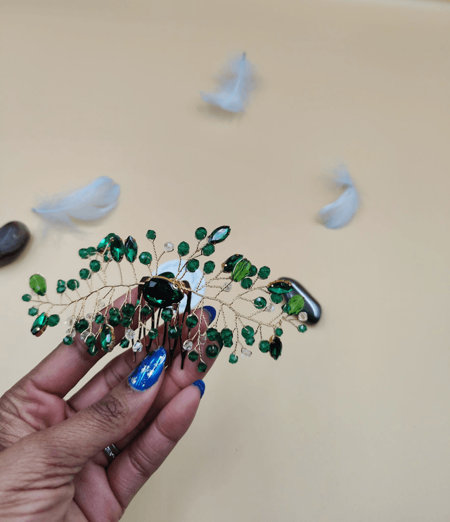 Peigne de cheveux en cristaux vert foncé et perle, accessoire de coiffure avec strass vert