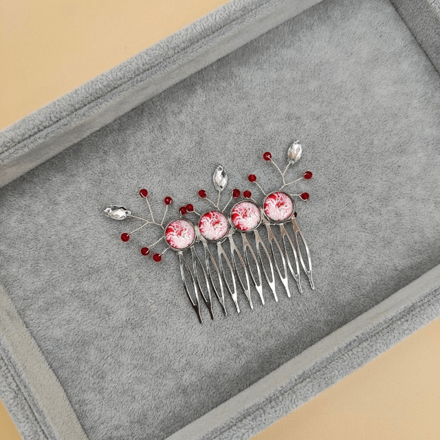 Peigne de cheveux argenté pour mariage avec cabochons bleus rouge ou vert et perles scintillantes