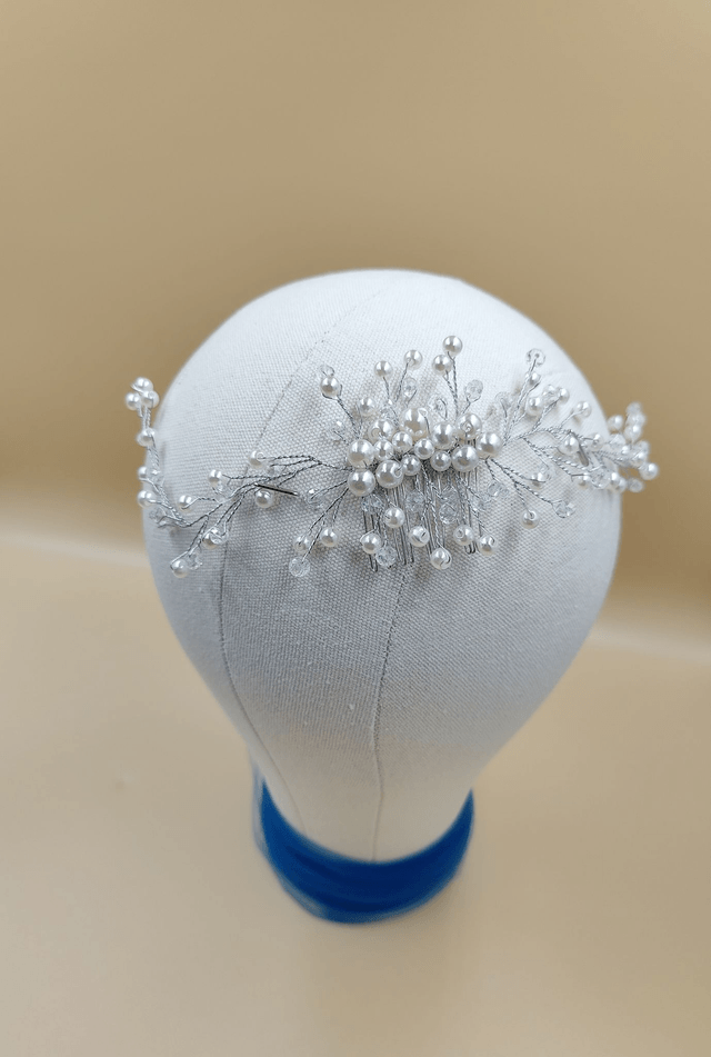 Peigne de cheveux argent avec des perles argenté et clair, accessoire de cheveux perles blanches