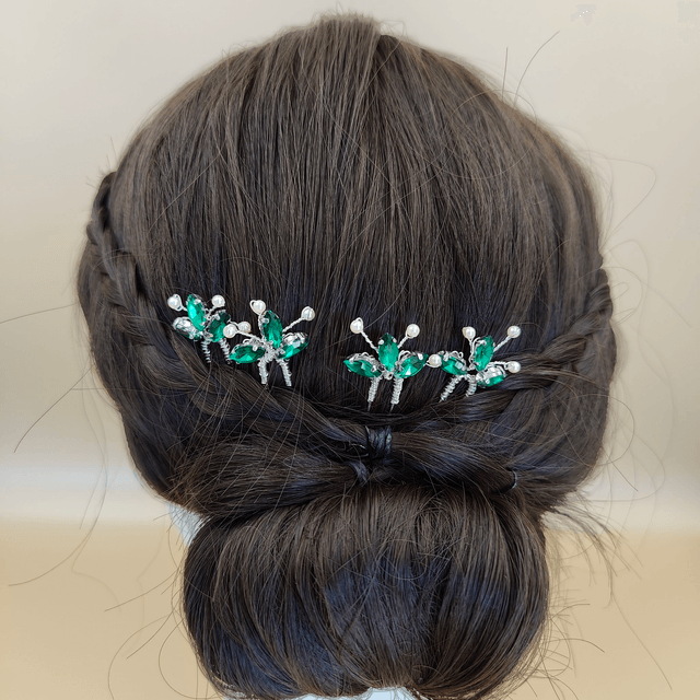 Lot de 4 épingles à cheveux argentées avec strass colorés et perles - 7 modèles: bleu aquamarine, bleu royal, rouge, vert, lavande, noir ou clair