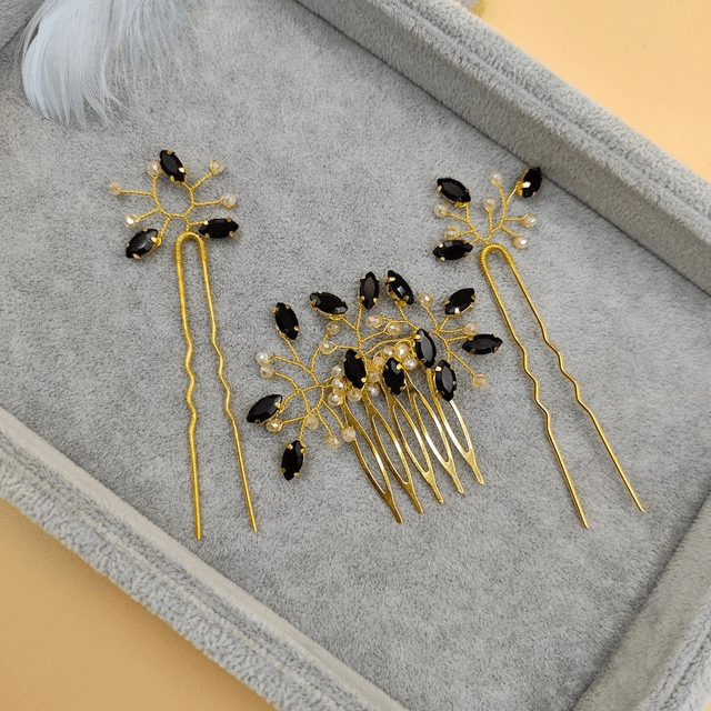  Parure cheveux dorée avec peigne et épingles assortis - Strass rose, bleu, vert, rouge ou noir