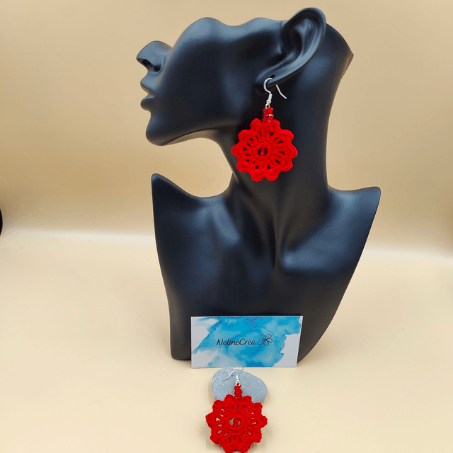 Boucles d’oreilles au crochet avec perles - 6 couleurs disponibles : bleu clair, bleu foncé, vert, rouge, jaune moutarde, beige