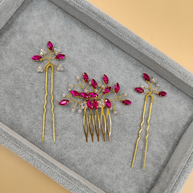  Parure cheveux dorée avec peigne et épingles assortis - Strass rose, bleu, vert, rouge ou noir